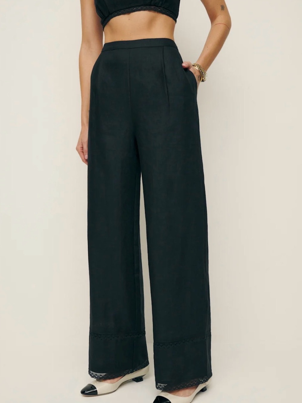 Reformation Linen Set - Picture 5 of 9
